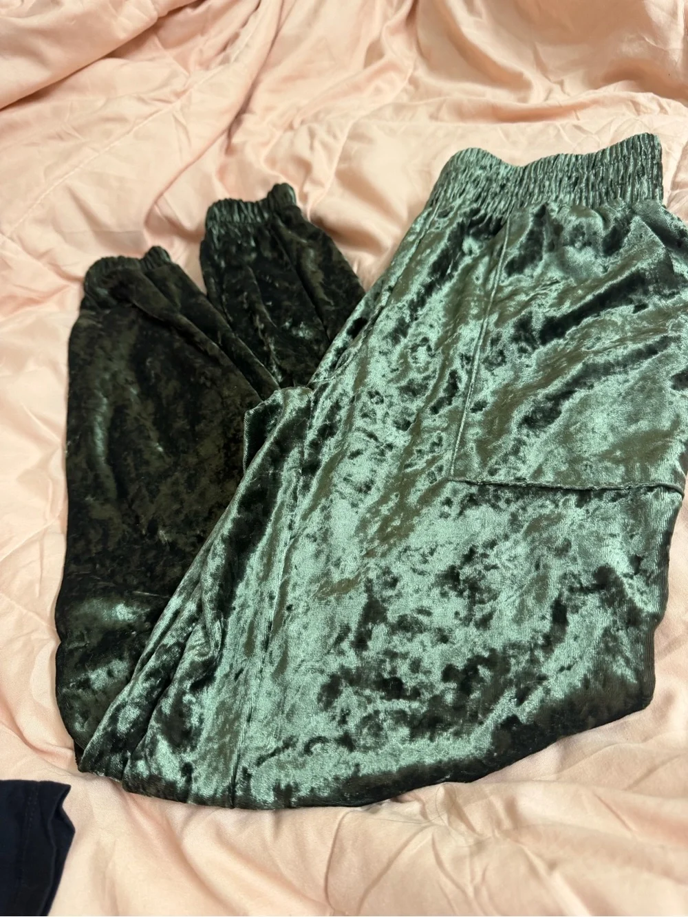Kids Velvet Jogger Pants in Green